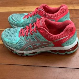 GEL KAYANO 21